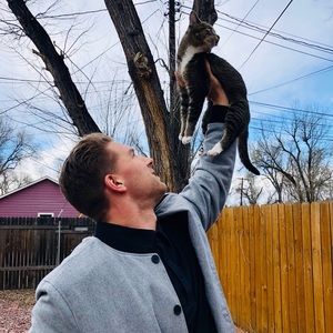 Meet your Posher, Adam